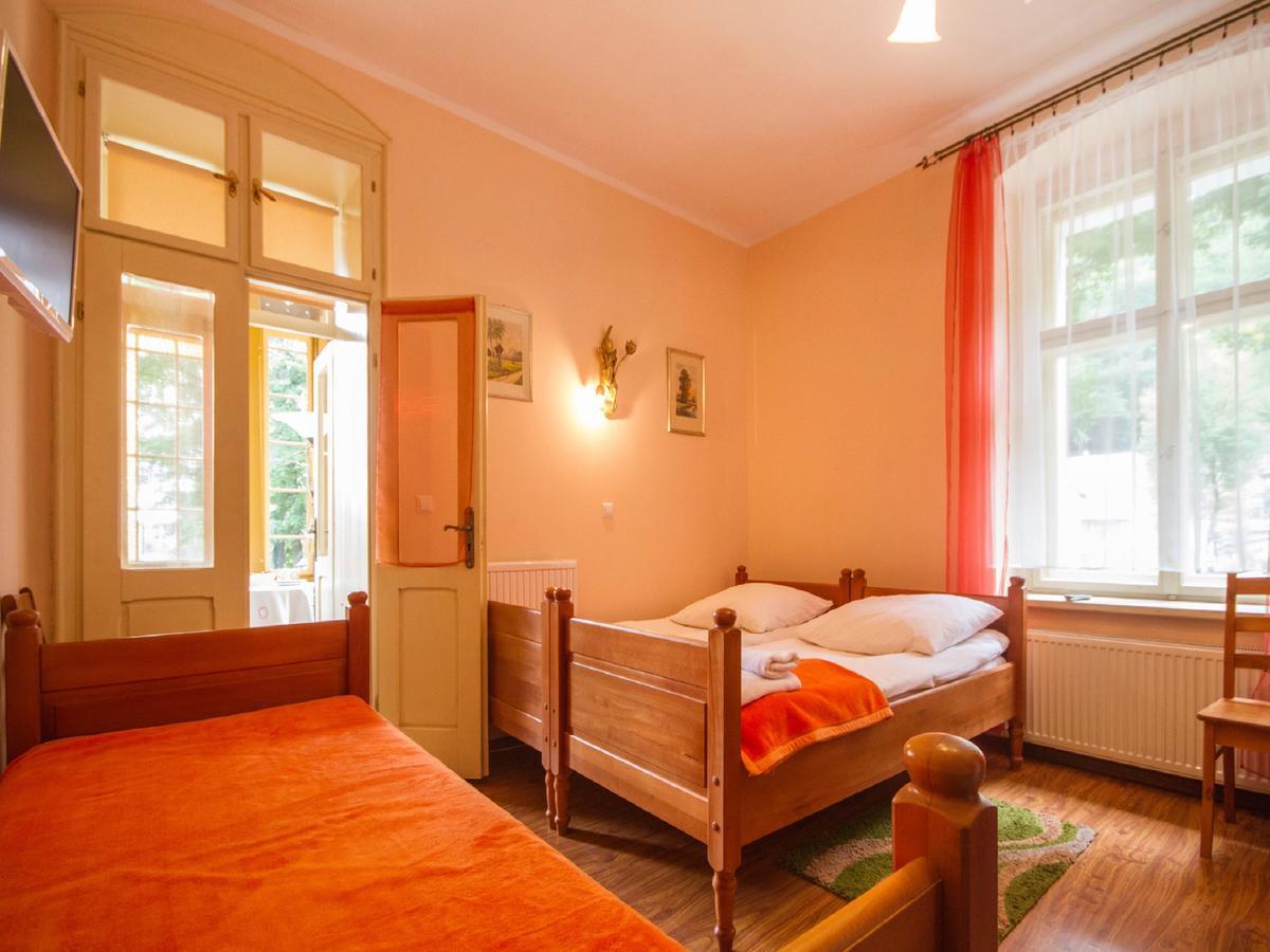 Willa Jagniatkow Bed and Breakfast Eksteriør billede